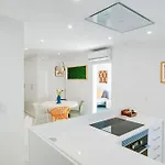 Apartamento Contemporary Oceanside Rooftop *