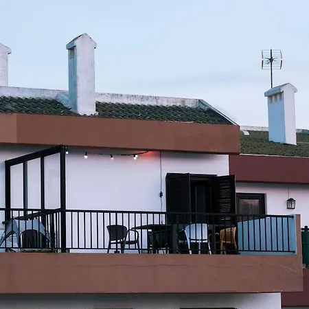 Contemporary Oceanside Rooftop Appartamento *