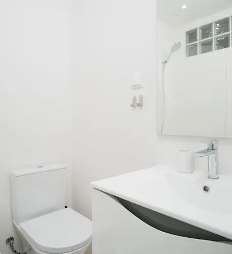 Contemporary Oceanside Rooftop * Ericeira