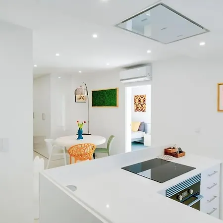 Apartamento Contemporary Oceanside Rooftop *