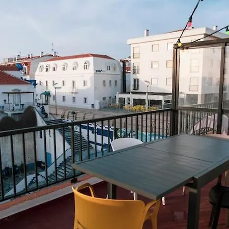 Contemporary Oceanside Rooftop Apartamento Ericeira