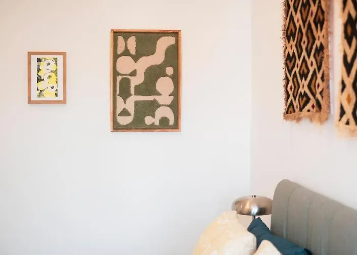 Contemporary Oceanside Rooftop *